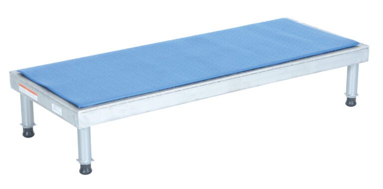 AHT-H-1948-A_A.jpg A rectangular metallic grooming table with a blue padded top, four adjustable legs like the Vestil Adj Alum Stand 9.5-15.5 H 19 X 48, each equipped with non-slip rubber feet for stability.