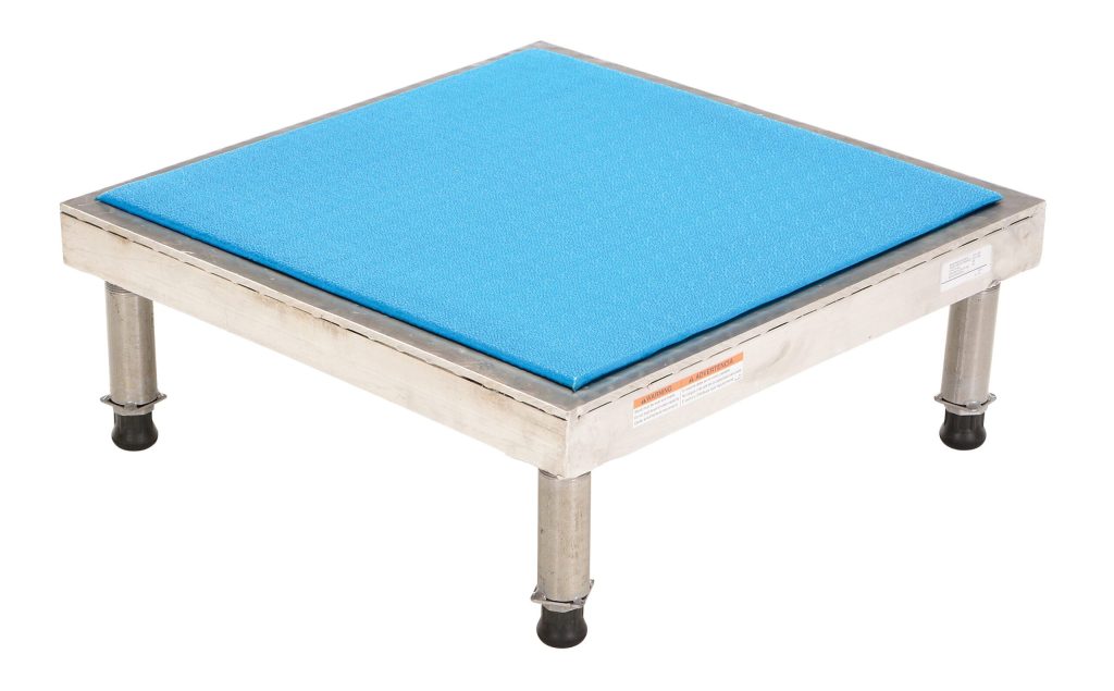 Adj Alum Stand 9.5-15.5 H 24 X 24
