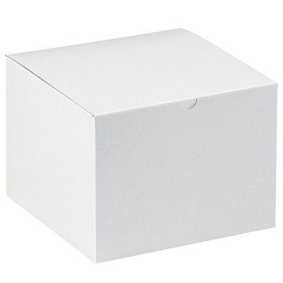 GB886.jpg A smooth MH-USA 8 x 8 x 6 white gift box, with a closed lid and small opening tab, seen from a slight angle. Sold in cases of 50.