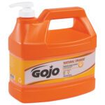 The GOJO® NATURAL* ORANGE™ Smooth Hand Cleaners one-gallon jug (4/Case) has a pump dispenser, features a citrus-themed label indicating its natural orange scent, and includes a large handle for easy carrying.