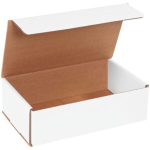 The MH-USA 10 x 6 x 3 White Corrugated Mailers, available in bundles of fifty, feature a classic white exterior with a brown interior, and a partially open lid revealing its spacious inside.