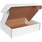 The MH-USA 24 x 18 x 6 White Deluxe Literature Mailers (25/Bundle) features a smooth brown interior and crisp edges, making it perfect for any mailing needs with its sleek, functional design.