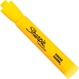 A bright yellow Sharpie Accent® Highlighter with Sharpie Highlighter and Smear Guard in black is ready for use. Ideal for highlighting needs, it is available in a convenient 12/Case packaging.