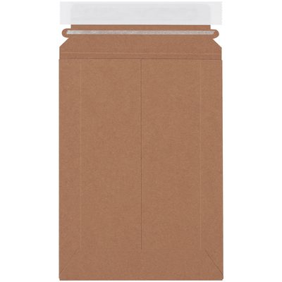 RMU69K.jpg A 6 x 9 Kraft Stayflats Lite Mailer, rectangular with reinforced edges and a slightly textured surface, features a peel-and-seal closure; available in cases of 250. Shown from the back.