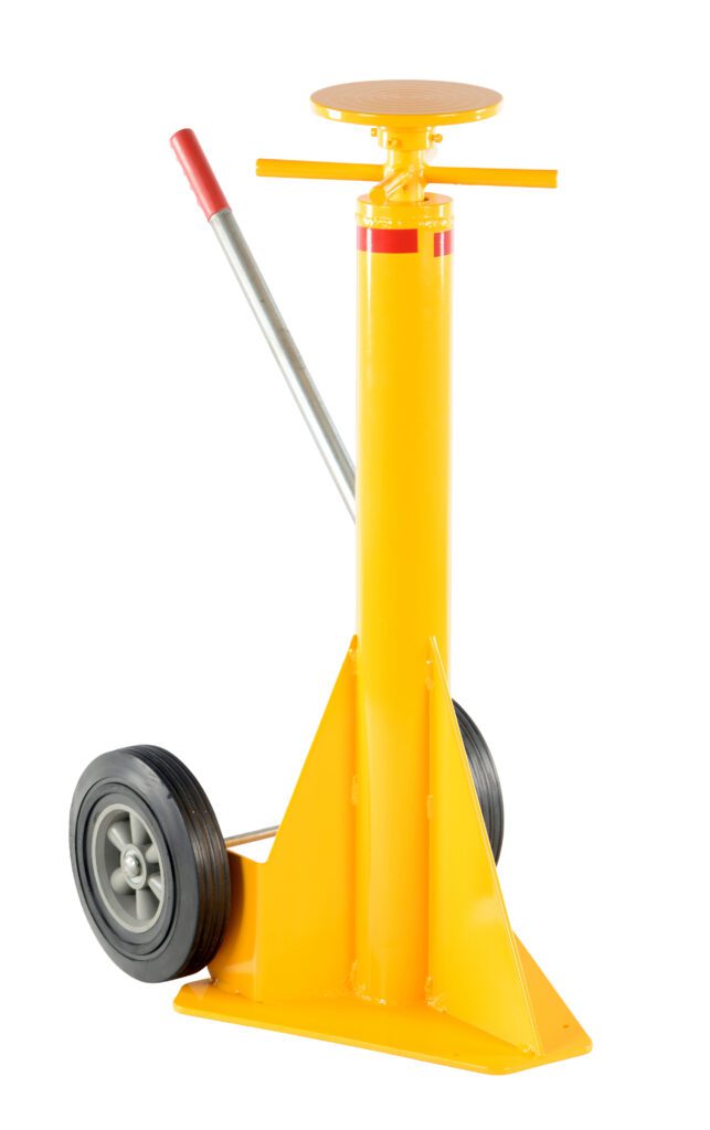 SP-TOP_A.jpg Introducing the Vestil Stabilizing Spin Top Jack 40,000 Cap: a yellow hydraulic jack with a long handle and two wheels for mobility. It features a circular platform, sturdy triangular base, and partly red handle for a secure grip, making it ideal for lifting heavy objects.