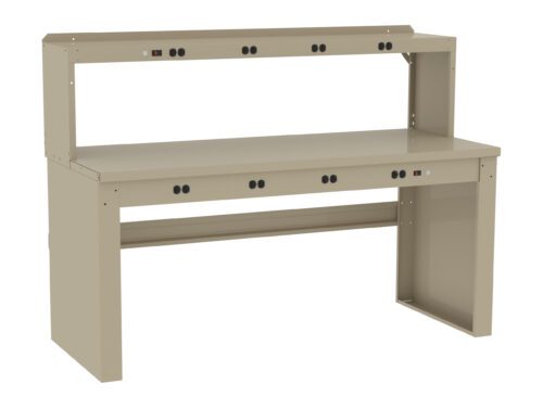 obe8mbrwxngcw3qoj3bj.jpg A beige workbench with an upper shelf and multiple electrical outlets along the front edge. The design is industrial, suitable for workshops or laboratories. The structure is made of sturdy material, providing ample workspace.