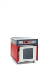 The Metro C543X-ASFC-UA C5 4 Series Insulated Holding Cabinet is an undercounter unit with a full-length clear door, universal wire slides, and sits on wheels for mobility. It requires 220-240V, operates at 50/60Hz with a power range of 1176-1400W.