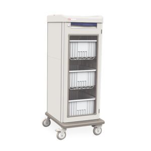 The Metro SXRSIVSTOR Starsys Secure IV Cart, Single-Wide, is tall and mobile with four wheels. It features a transparent front door, three shelves with white bins, a top handle, and a red label at the top. Its light gray color enhances its sleek design.