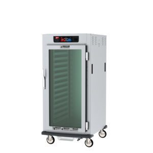 The Metro C597X-SFC-L C5 9 Series Cabinet is a 3/4 height unit with a full-length clear door and aluminum slides. It operates on 220-240V, 50/60Hz, and is designed for storing food efficiently. The control panel is top-mounted, and it easily moves on four caster wheels.