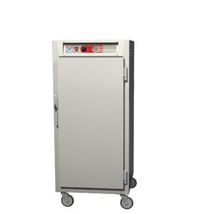 The Metro C567-SFS-L C5 6 Series, a sleek gray 3/4 height insulated reach-in holding cabinet, features lip load aluminum slides and a full-length solid door on wheels. It includes an isolated control panel with buttons and a dial and is powered by a reliable 120V, 60Hz, 2000W system.