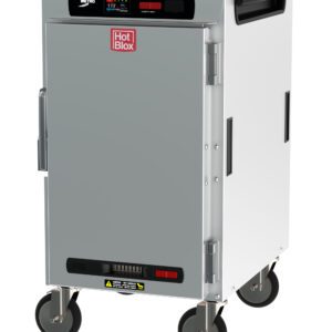 The Metro HBCN8-DS-M HotBlox Narrow 8-Pan Insulated Mobile Holding Cabinet features a digital touchscreen controller, 875W heating, and NEMA 5-15P plug. Its designed for easy transport with four wheels and a side handle for efficient use.