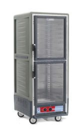 The Metro C539-HLDC-U-GY C5 3 Series Insulated Holding Cabinet features full height, Dutch clear doors, and universal wire slides, making it ideal for keeping food warm. It comes in gray and operates at 120V with a power of 1440W, featuring convenient controls at the bottom and mobility with wheels.