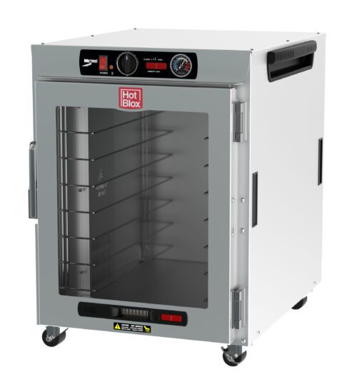 The Metro HBCW8-AC-UC HotBlox Wide 8-Pan Insulated Undercounter Holding Cabinet includes a clear door, 875W power, an analog controller, and a NEMA 5-15P plug. Its stainless steel design and mobility make it ideal for commercial kitchens.