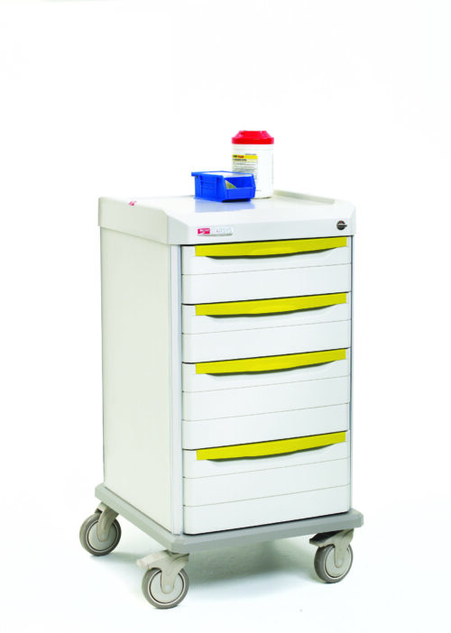 wk05iv3muirqcclryc6bly6sseqrln2k.jpg The Metro SXRSISO1 Starsys Isolation Cart includes four drawers with yellow handles and is mounted on wheels for easy movement. It features a small blue container and a larger white cylindrical container with a red lid, all set against a white backdrop.
