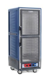 The full-height Metro C539-MXDC-4-BUA C5 3 Series cabinet in blue features Dutch clear doors, fixed wire slides, wheels for mobility, and control knobs at the bottom. It operates at 220-240V and 50/60Hz with 1681-2000W power.