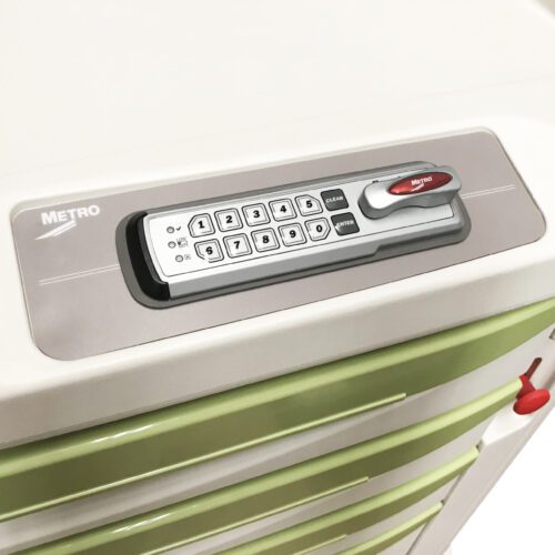 xzlbaefe7sj4hr17cmv8e8f2go0lw41c.jpg Close-up of a Metro FLX410 Flexline Electronic PIN Lock cabinet featuring a digital keypad (numbers 0-9, clear button, lock symbol) beneath Metro branding. The cabinet has a light green finish with a white top and a striking red handle.