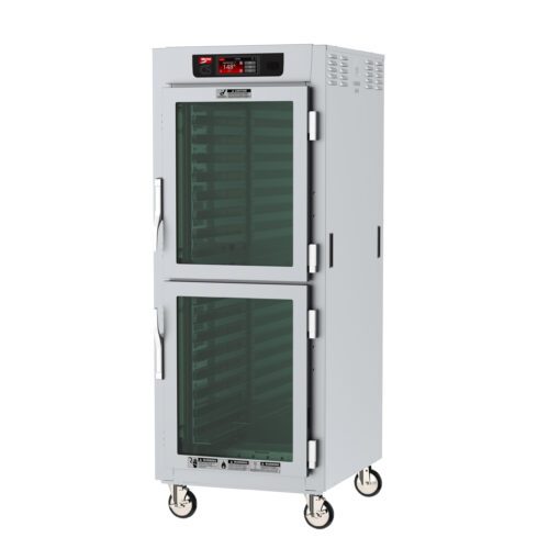 The Metro C589-SDC-LPDS C5 8 Series is a full-height, metallic industrial oven with lip load aluminum slides, featuring Dutch clear/solid doors. It operates at 120V and 60Hz, is equipped with a digital display, and is mounted on wheels for easy mobility.