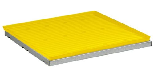 The Justrite Shelf Splslp/Tray 60G /34W features a precisely designed yellow ribbed tray that rests elegantly on a sturdy rectangular metal support, embodying quality craftsmanship.