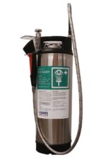 The Justrite H,Efwsh,Sc,Press,Hhefwsh,4Gal is a portable stainless steel eye wash station with a 4-gallon capacity, featuring a flexible metal hose and nozzle. It includes safety instruction labels with an eye symbol in a green box and a top handle for easy carrying.