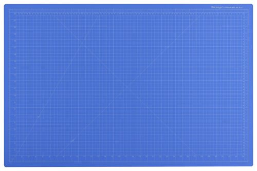 10693.jpg The Dahle Vantage® Premium Self-Healing Cutting Mat, 24 x 36, Blue, features a grid pattern with both centimeter and inch measurements on the edges and diagonal lines for precision cutting. Available in a case of eight.
