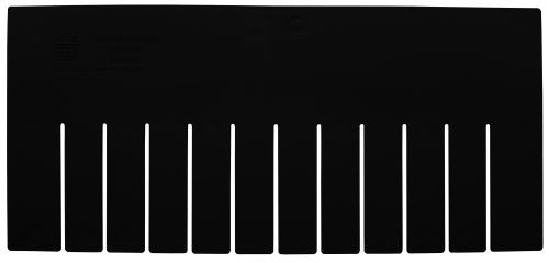 A pack of 6 Quantum Short Dividers, black with rectangular handles and widely spaced teeth, designed for hair styling. The imprinted text on the handle is hard to read. Conductive and compatible with DG93080CO. Made in USA.