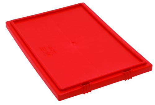The Quantum Tote Box Lid, designed for SNT190 and SNT195, is made in the USA. It’s a red rectangular flat lid with a smooth surface, featuring side latches and a slightly raised edge, all set against a white background.