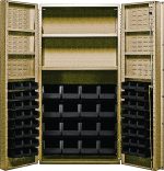 The Quantum Heavy-Duty 36 Bin Cabinet, measuring 36W x 24D x 72H, has a robust design with an all-welded construction. It includes (16) QUS236 and (16) QUS240 black bins and features interior shelves that support up to 800 lbs each, while door shelves hold up to 60 lbs. The cabinet is finished in beige powder-coating.