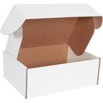 MH-USA 17 1/2 x 12 3/4 x 6 1/4" White  Deluxe Literature Mailers (50/EA)