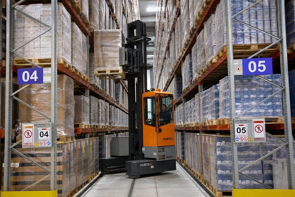 Guided Aisle Pallet Racking: A US Buyer’s Guide - guided aisle pallet racking