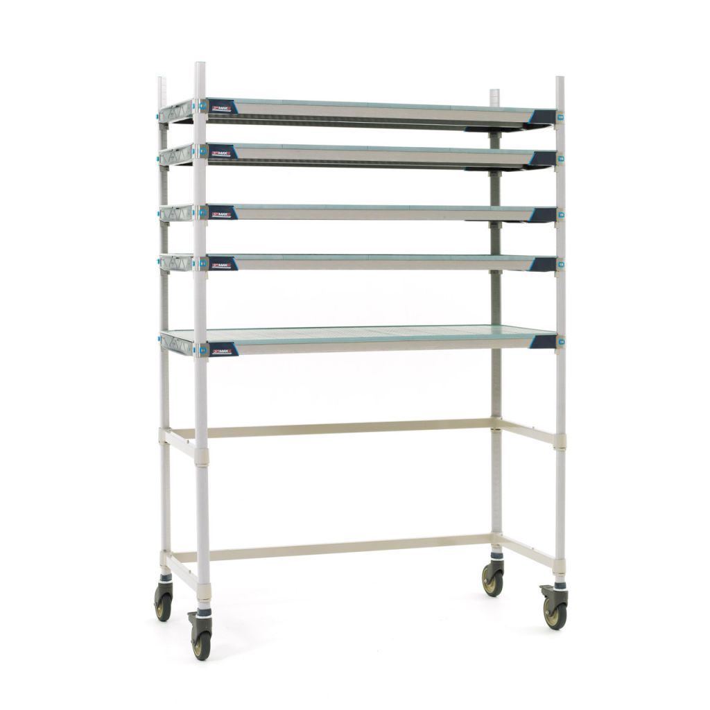 Mobile MetroMax i polymer shelving unit with roll-under storage clearance